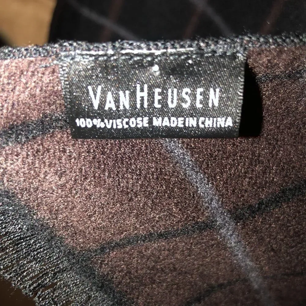 Van Heusen Men’s Black Brown Gray Simple Grid Reversible Scarf
